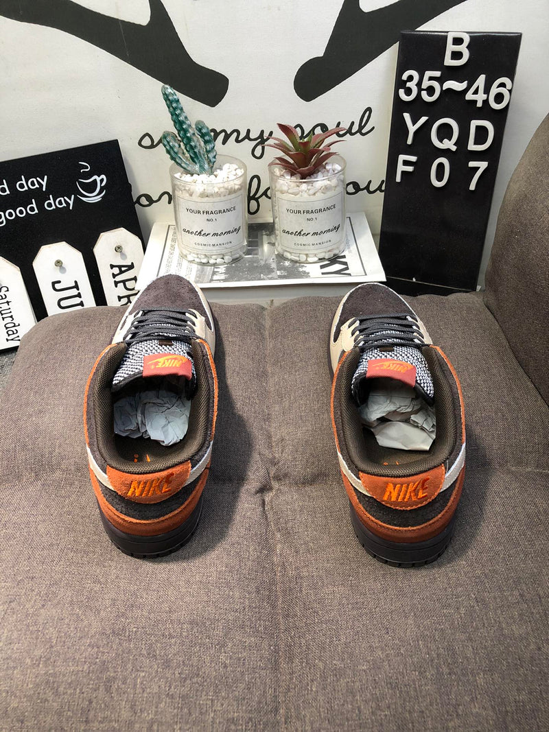 Nike Dunk Low Red Panda