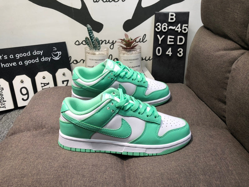 Nike Dunk Green Glow