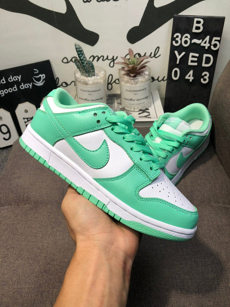 Nike Dunk Green Glow