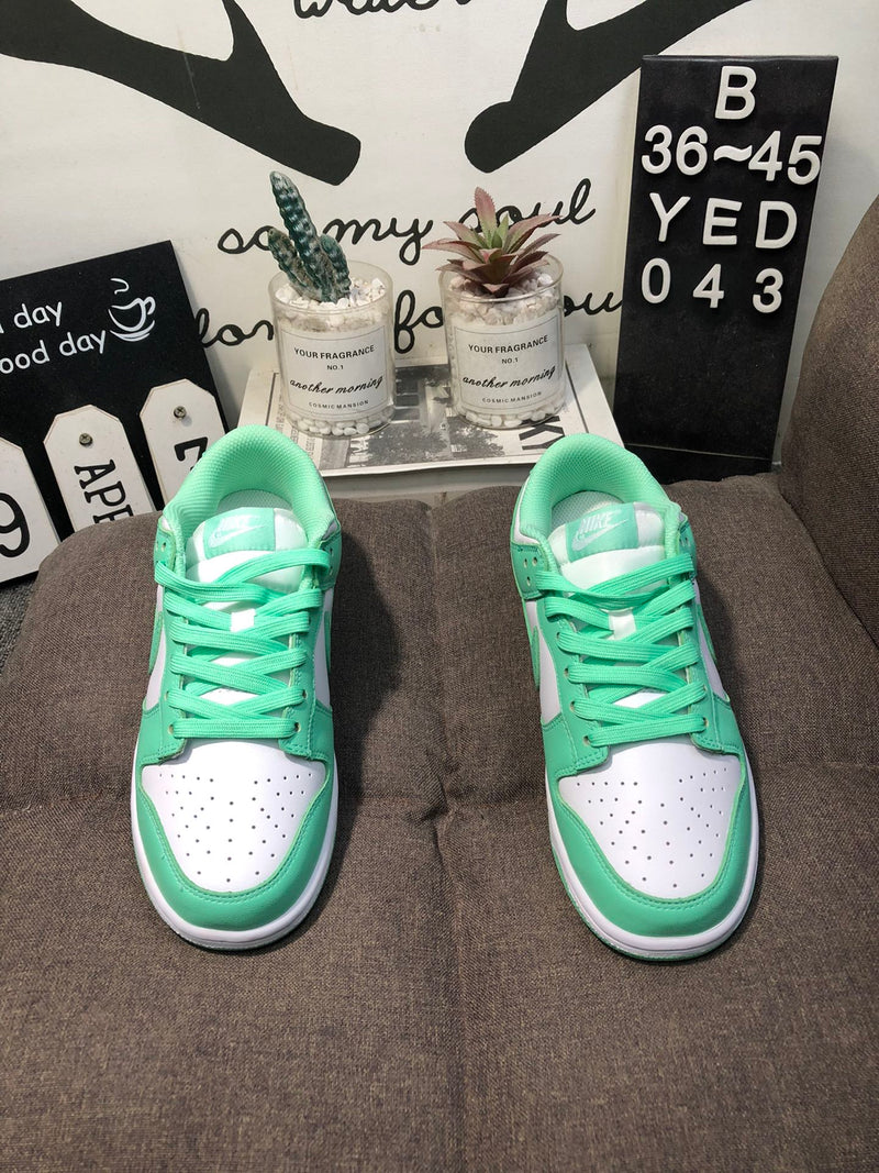 Nike Dunk Green Glow