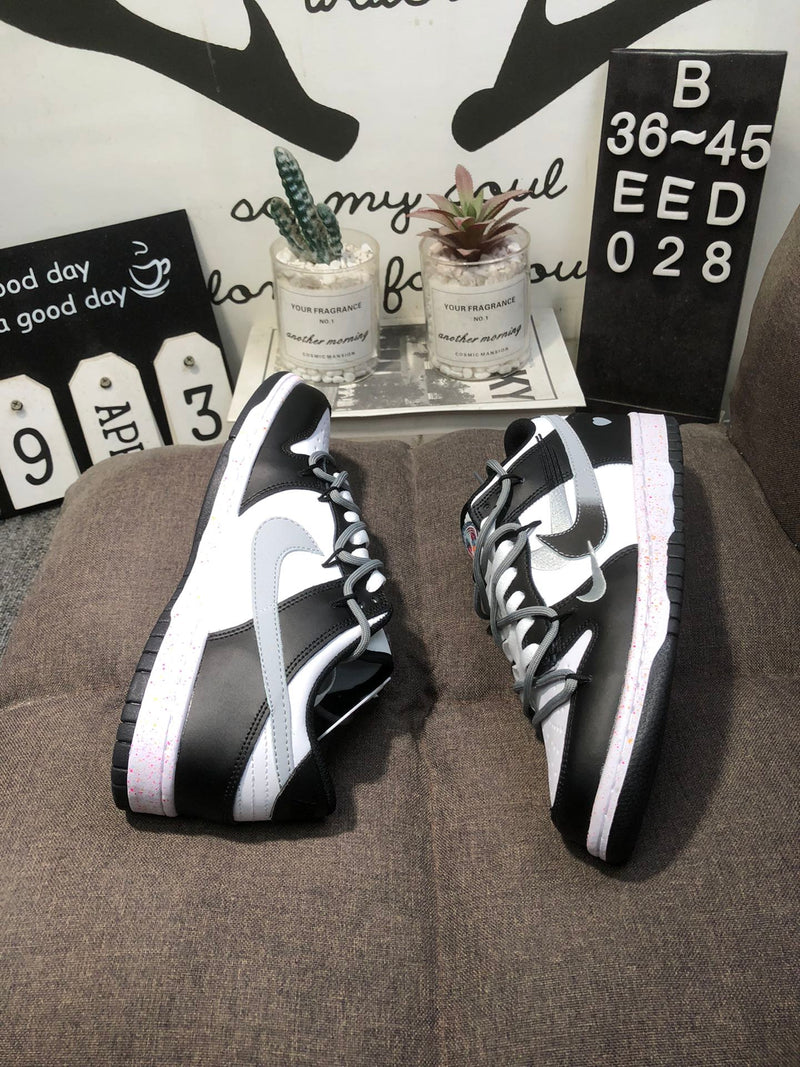 Nike SB Zoom Dunk Low Black and Green Triple Hook