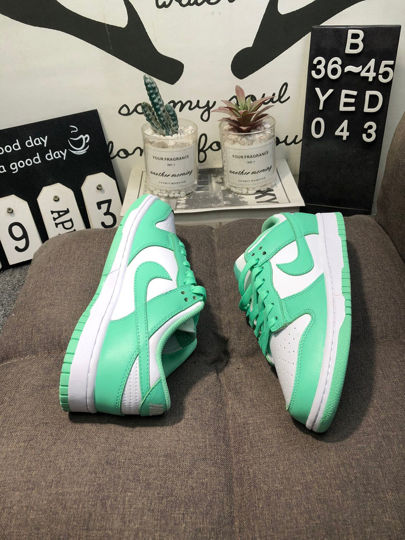 Nike Dunk Green Glow
